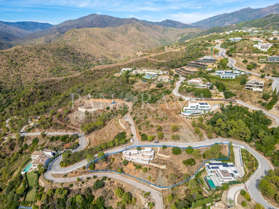 Land in Benahavis, Andalusia, Spain 4 - 16667704