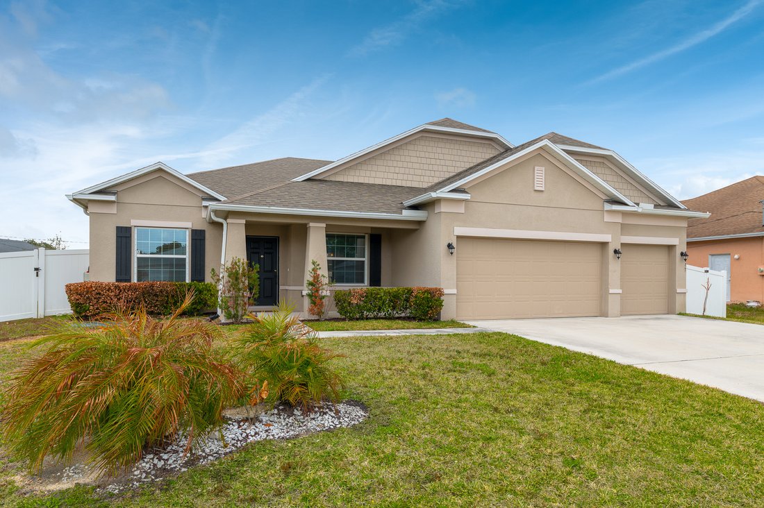 House in Port St. Lucie, Florida, United States 1 - 18015530