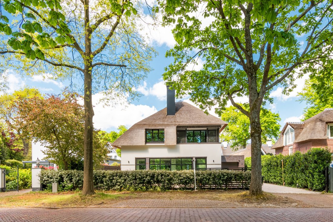 Villa in Bergen, North Holland, Netherlands 3 - 16829470