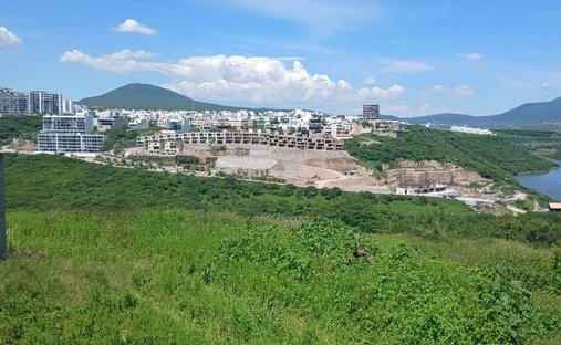 Land in San José de los Olvera, Querétaro, Mexico 1