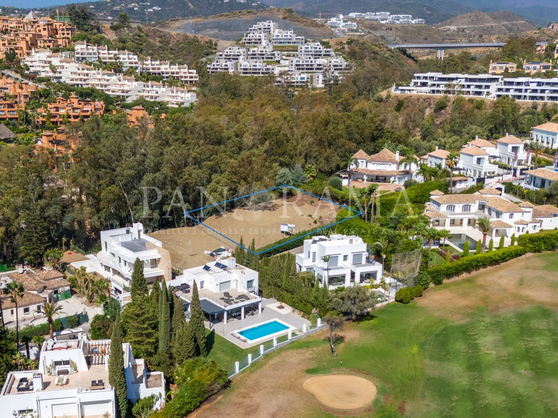 Land in Nueva Andalucia, Marbella, Spain 2 - 14277686