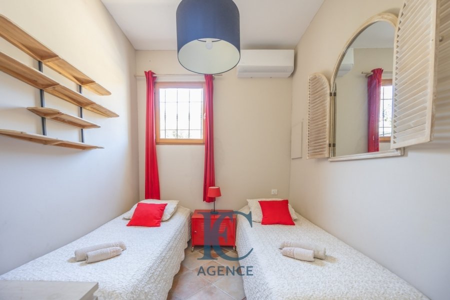 House in Sanary-sur-Mer, Provence-Alpes-Côte d'Azur, France 5 - 18016390