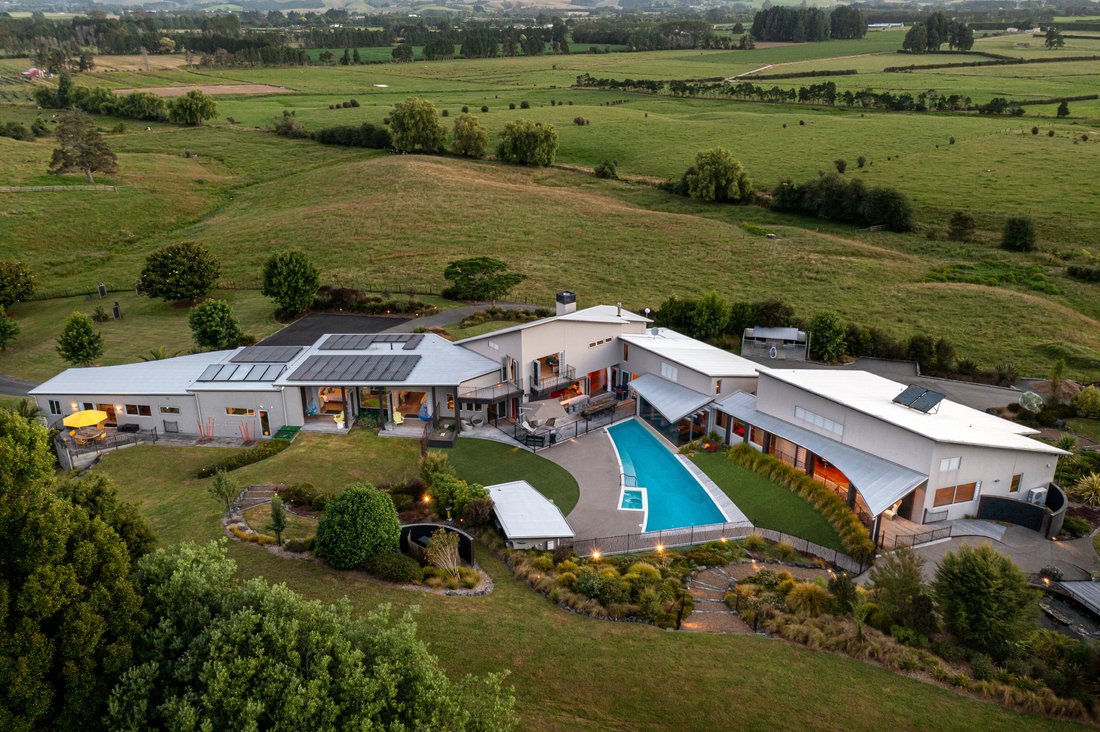 House in Clevedon, Auckland, New Zealand 1 - 18018822