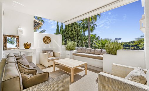 Penthouse en Milla de Oro, Andalucía, España 1