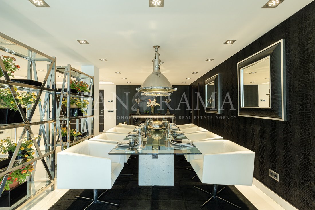 Villa in Nueva Andalucia, Marbella, Spain 4 - 14469305