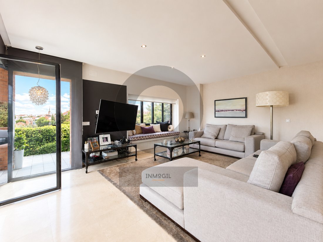 Chalet in Pozuelo de Alarcon, Comunidad de Madrid, Spain 4 - 18015707