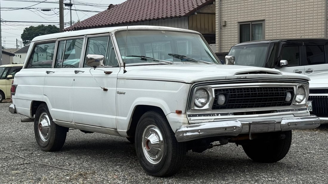 Suv in Shinjuku City, Japan 2 - 18018938