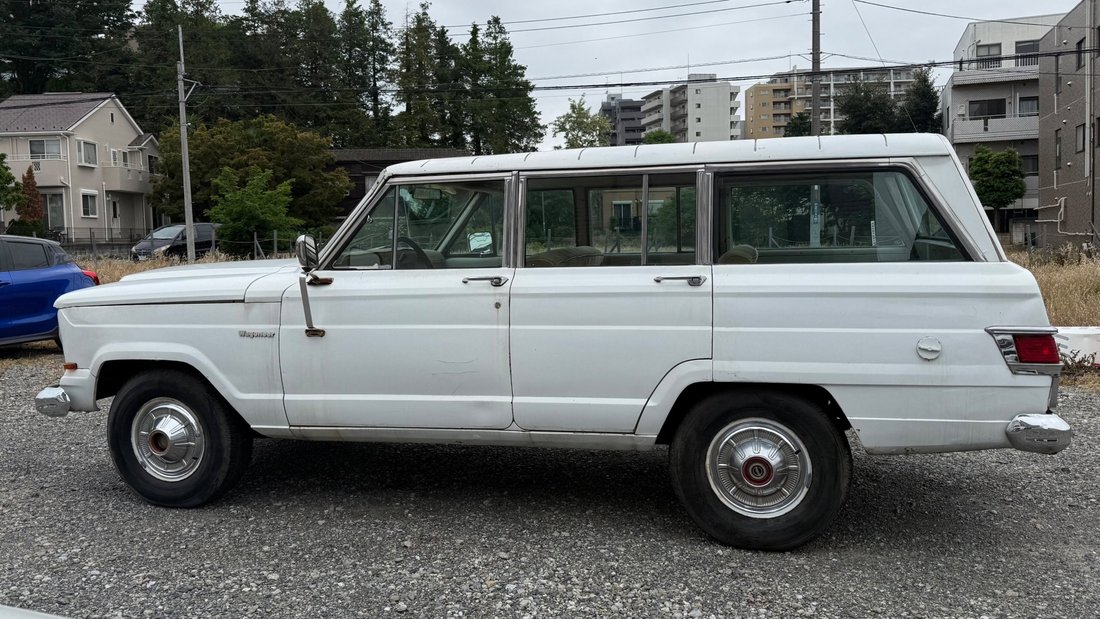Suv in Shinjuku City, Japan 5 - 18018938