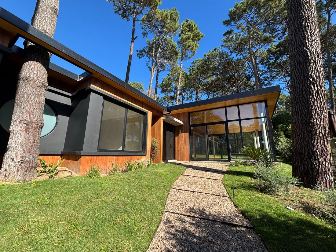 House in Punta del Este, Maldonado Department, Uruguay 3 - 18015500