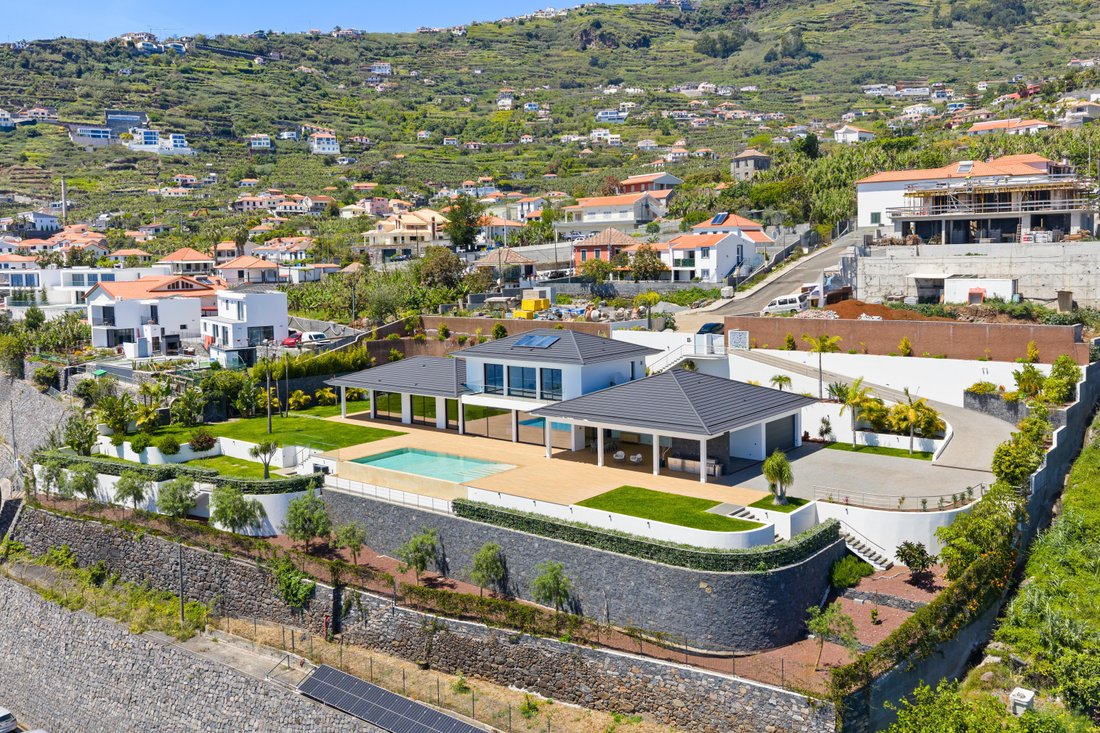 Villa in Arco da Calheta, Madeira, Portugal 2 - 18021553