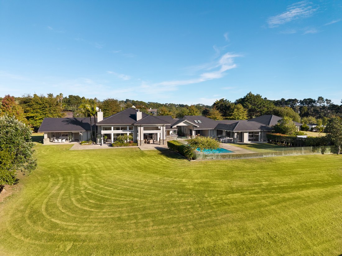 House in Coatesville, Auckland, New Zealand 5 - 18018616