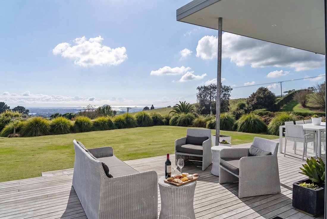 House in Ohauiti, Bay of Plenty, New Zealand 2 - 18018286