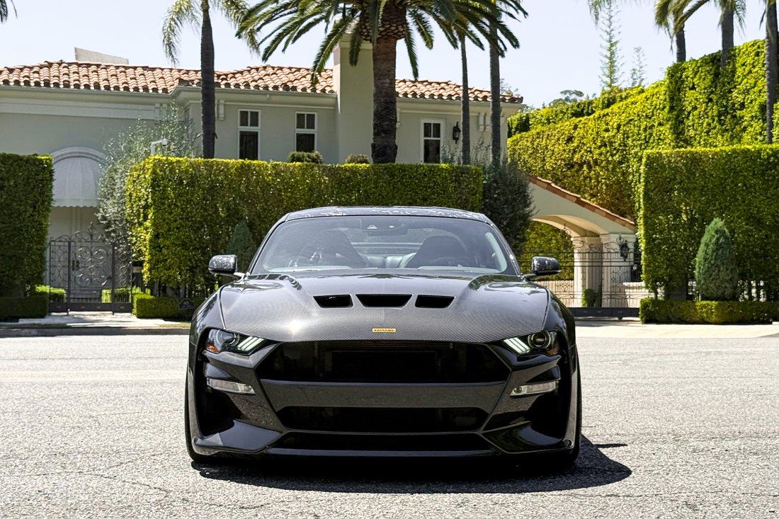 Coupe in West Hollywood, CA, United States 2 - 18018451