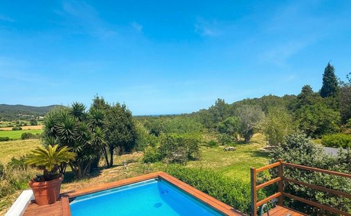 Villa à Santa Eulària des Riu, Îles Baléares, Espagne 1