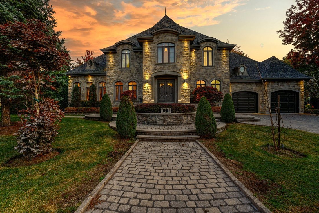 House in Blainville, Quebec, Canada 1 - 18020543