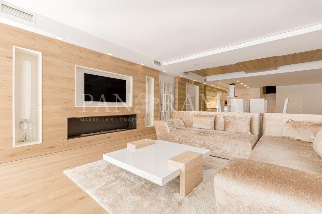 Apartment in Puerto Banus, Marbella, Spain 4 - 14277638