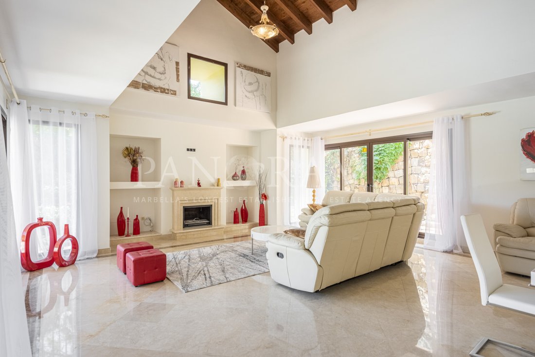 Villa in Benahavis, Andalusia, Spain 2 - 14473603
