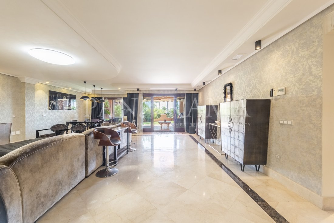 Apartment in Estepona, Andalusia, Spain 4 - 14628930