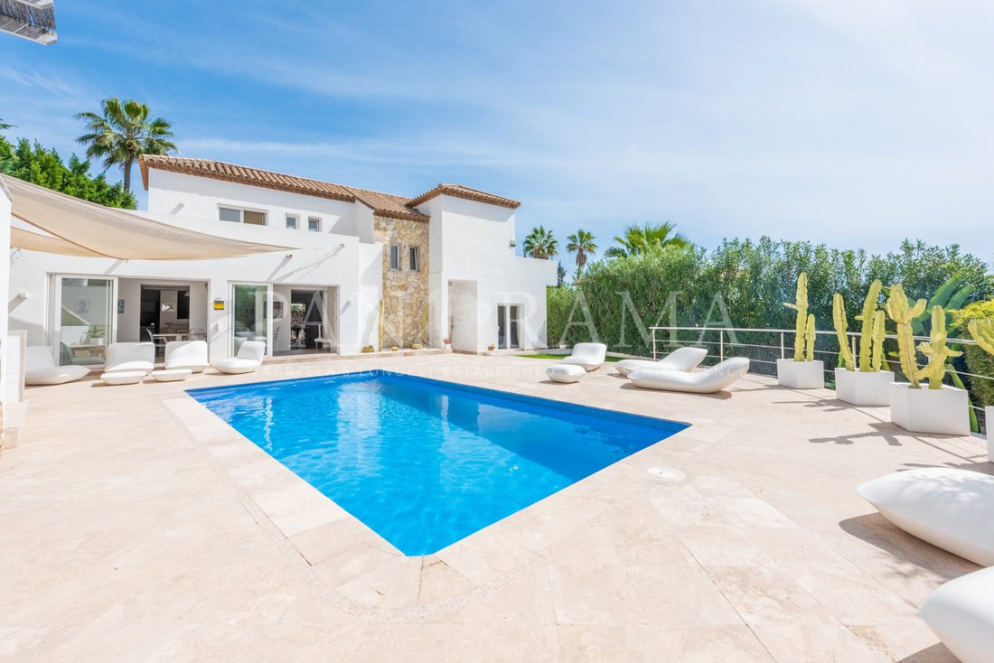 Villa in Nueva Andalucia, Marbella, Spain 1 - 12705709