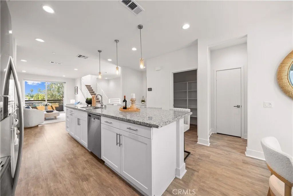 Condo in Costa Mesa, California, United States 5 - 17846418