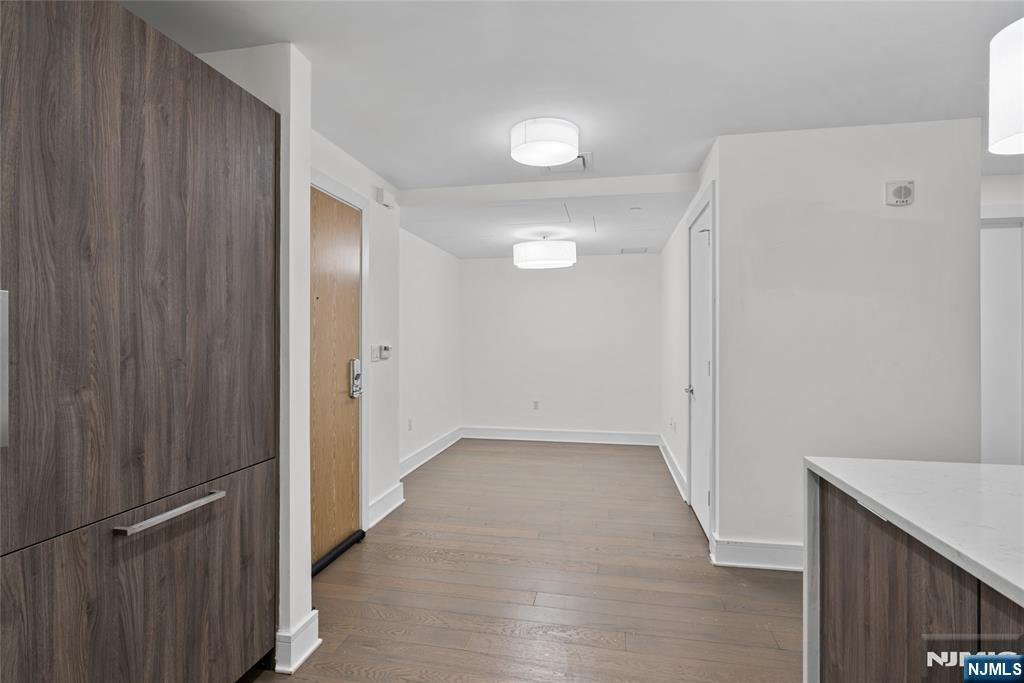 Condo in Guttenberg, New Jersey, United States 5 - 18020956