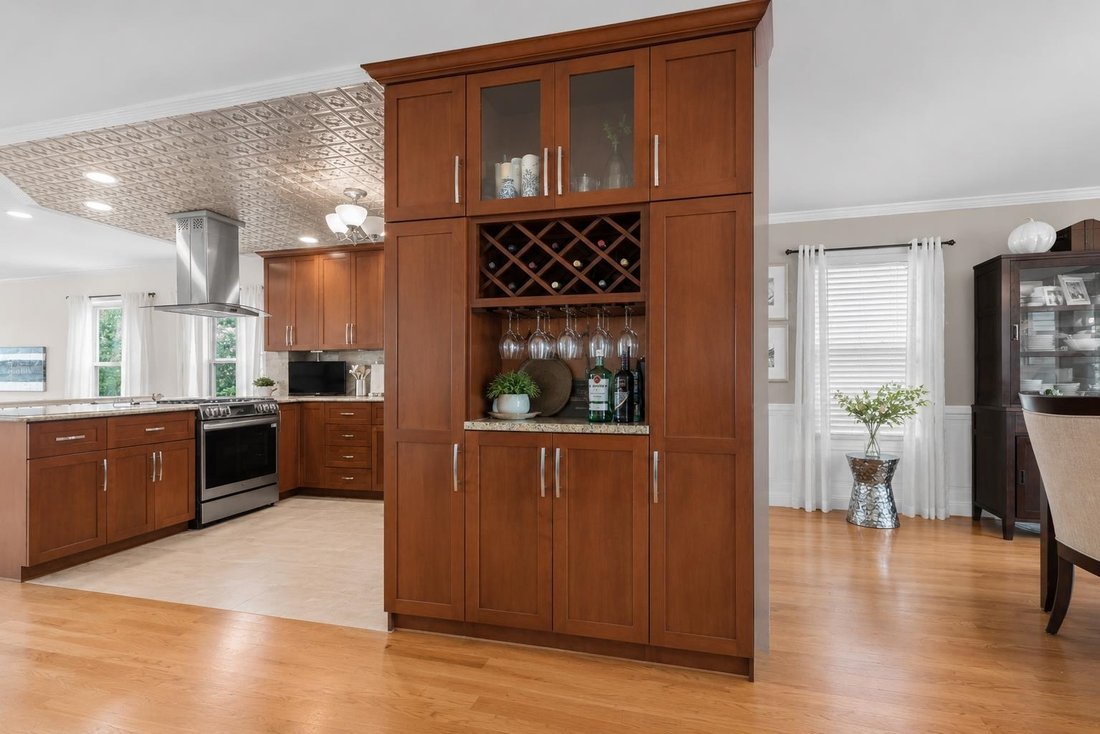 House in North Bergen, New Jersey, United States 2 - 18020916