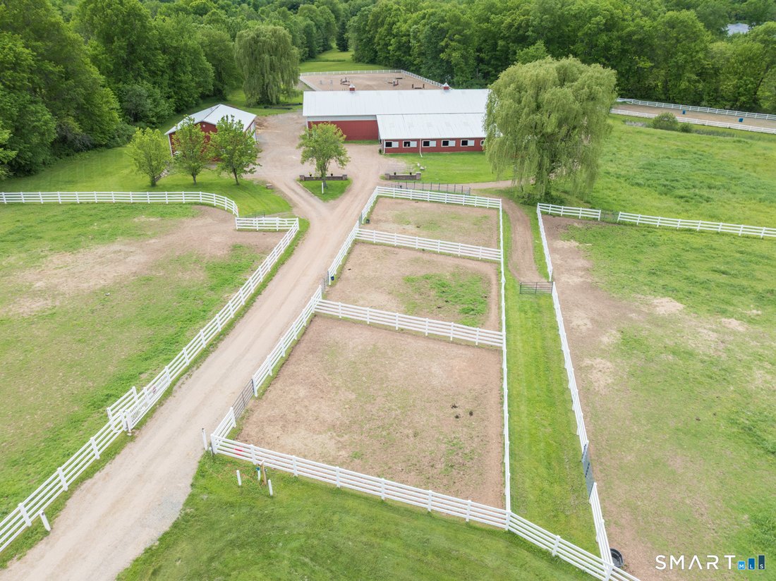 Land in Suffield, Connecticut, United States 1 - 18018181