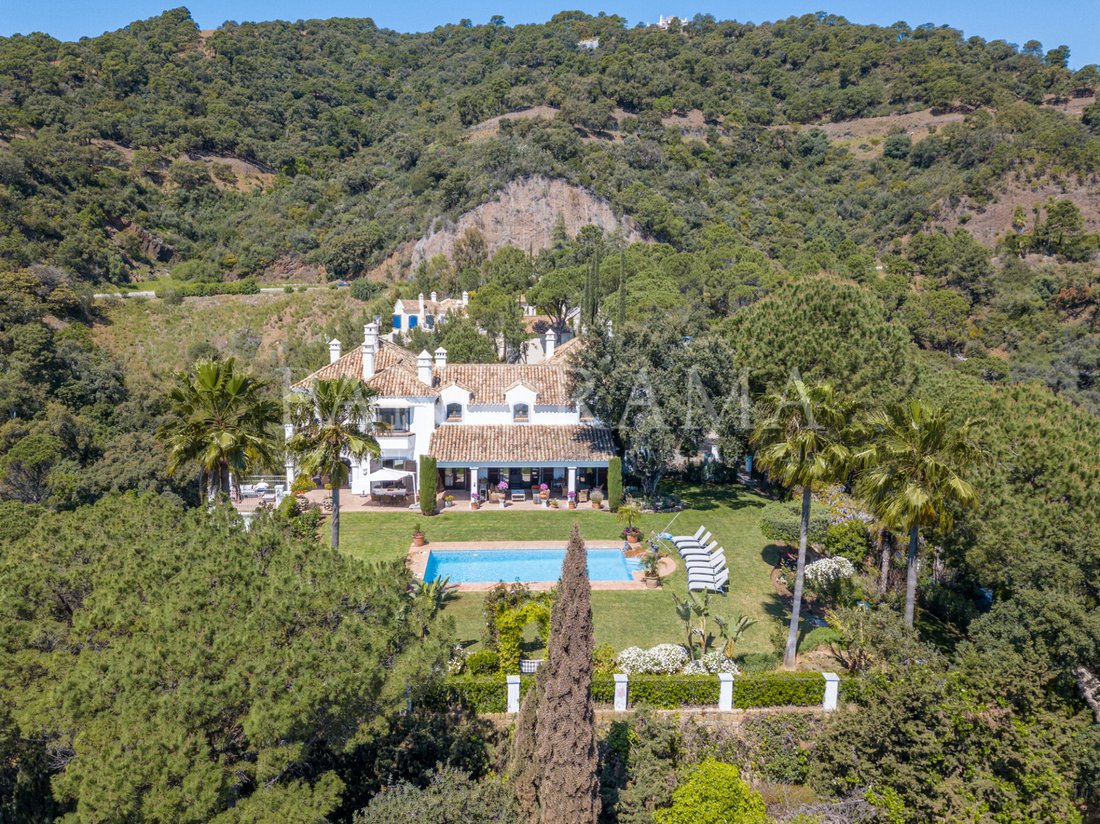 Villa in El Madroñal, Benahavis, Spain 1 - 11955951
