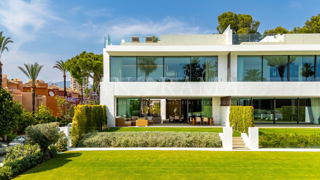 Villa in Nueva Andalucia, Marbella, Spain 2 - 14756601