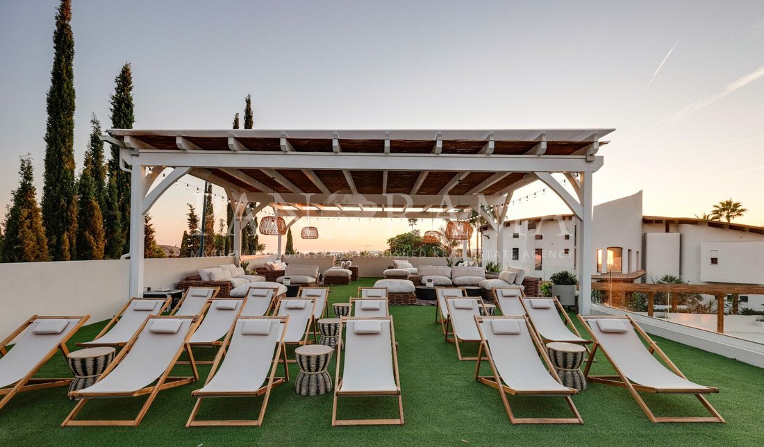 Villa in Benahavis, Andalusia, Spain 3 - 12743350