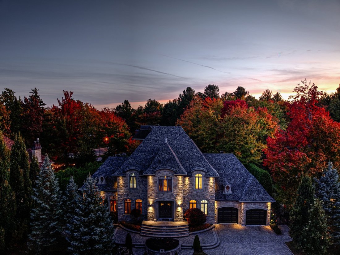 House in Blainville, Quebec, Canada 2 - 18020543