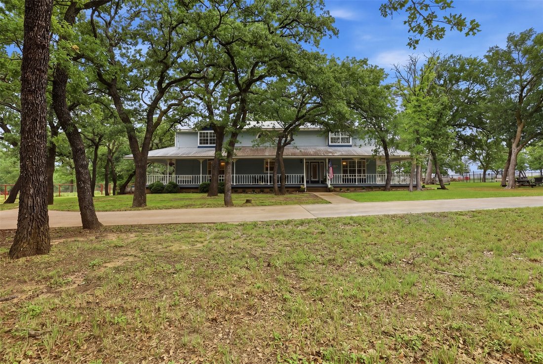 House in Weatherford, Texas, United States 2 - 17927449
