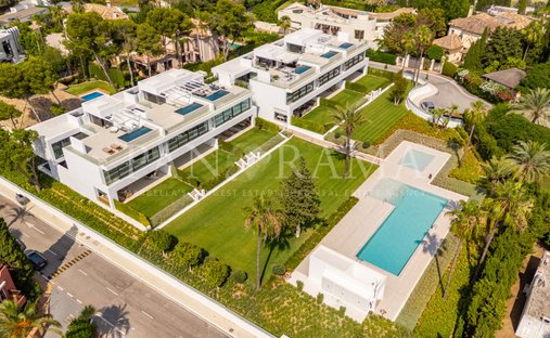 Villa en Nueva Andalucía, Marbella, España 1
