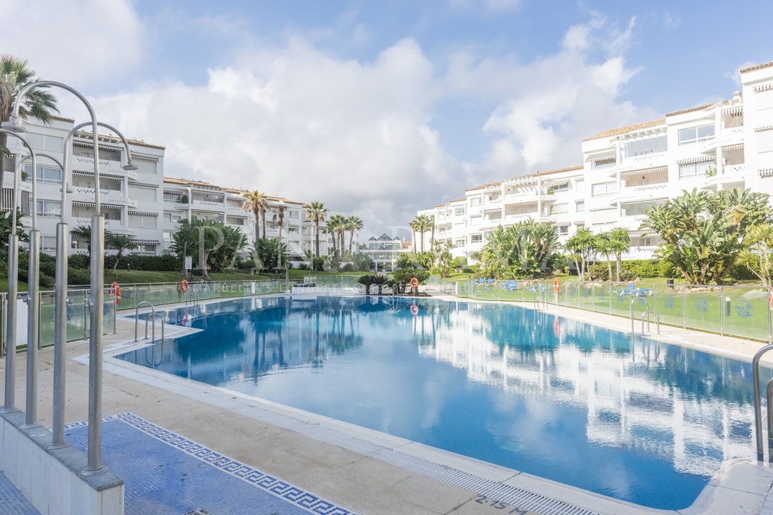 Apartment in Puerto Banus, Marbella, Spain 3 - 15007249
