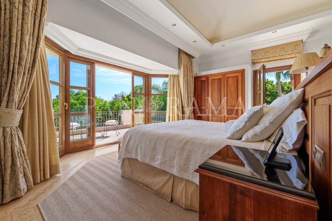 Villa in Marbella, Andalusia, Spain 5 - 12115844