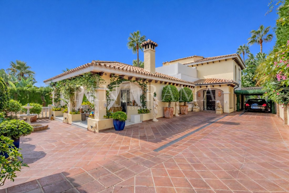 Villa in Nueva Andalucia, Marbella, Spain 1 - 17293155
