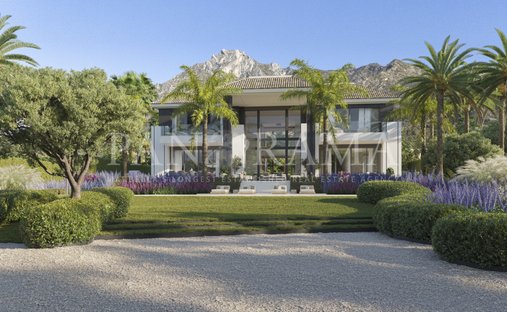 Villa in Sierra Blanca, Marbella, Spain 1