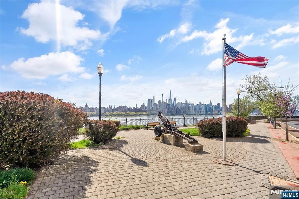 House in North Bergen, New Jersey, United States 4 - 18020899