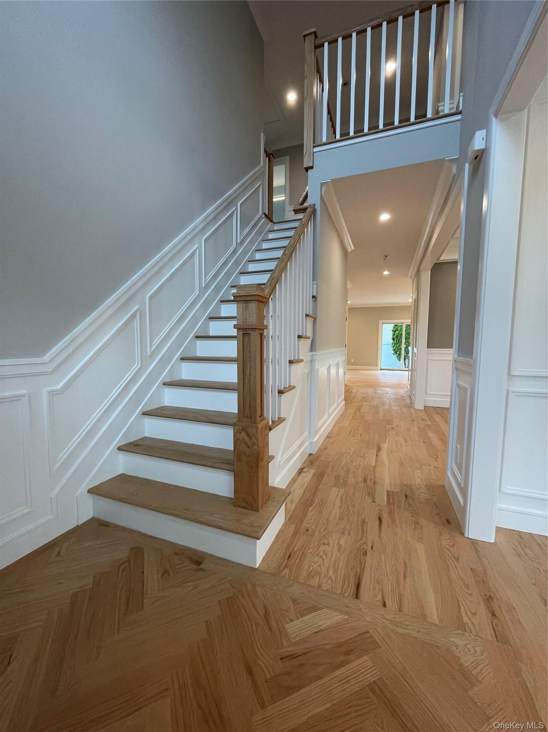 House in Mineola, New York, United States 2 - 18019533
