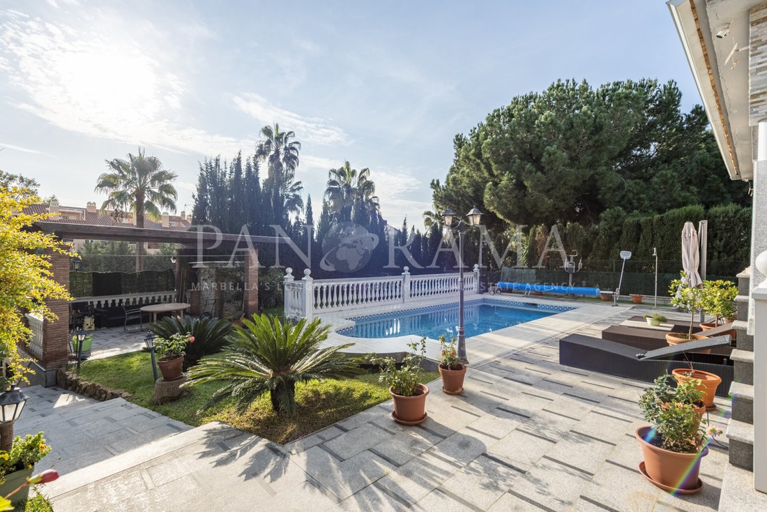 Villa in Elviria-Cabopino, Marbella, Spain 3 - 15075247