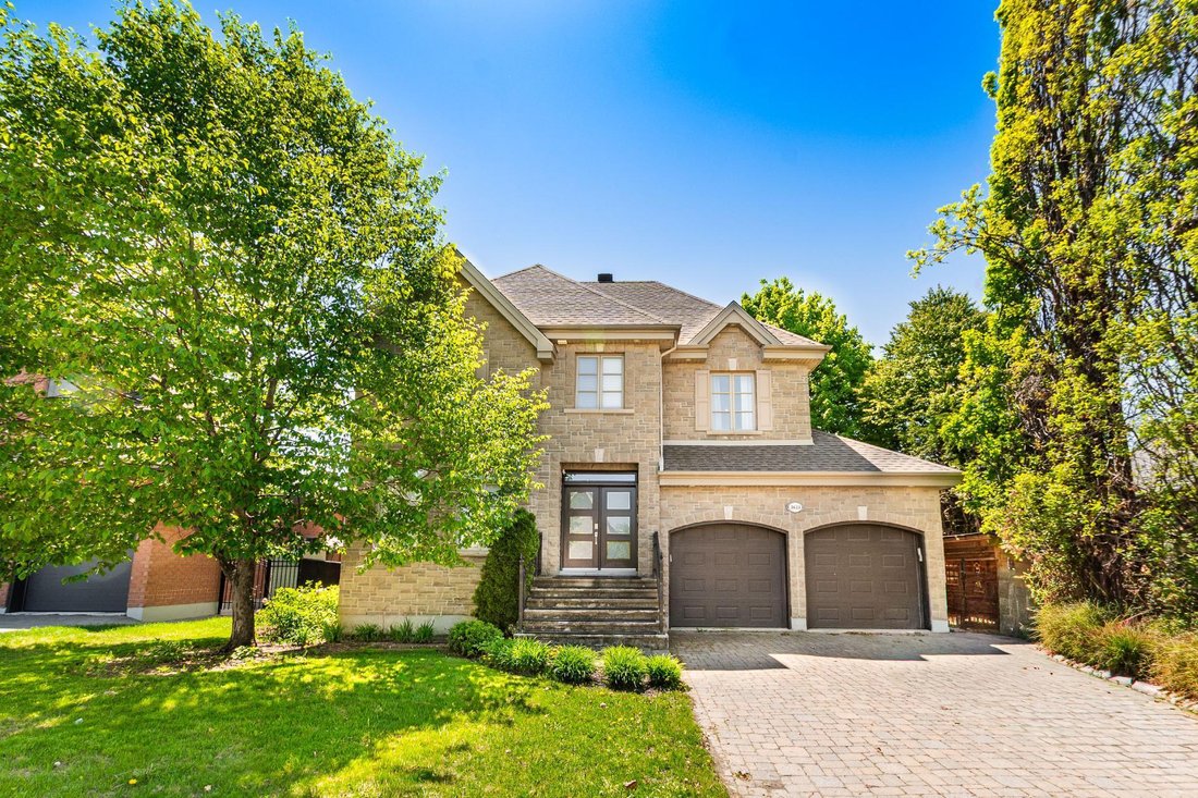 House in Brossard, Quebec, Canada 1 - 18020544