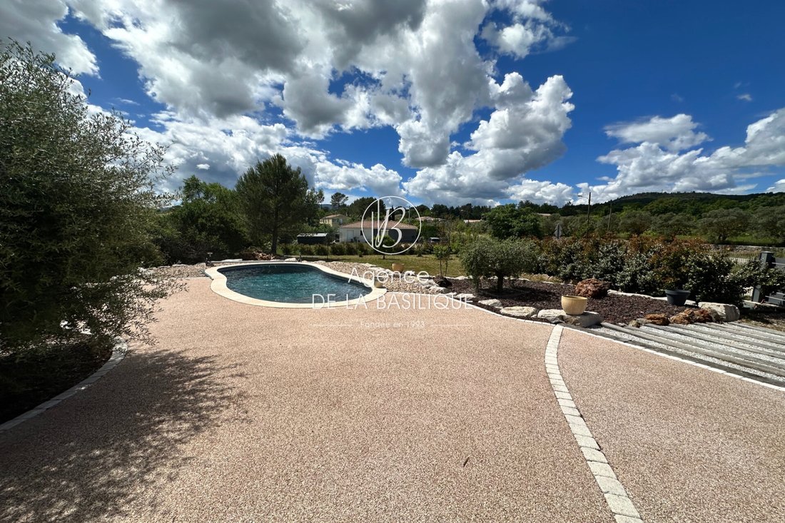 Villa in Centre Ville, Saint-Maximin-la-Sainte-Baume, France 5 - 18020745