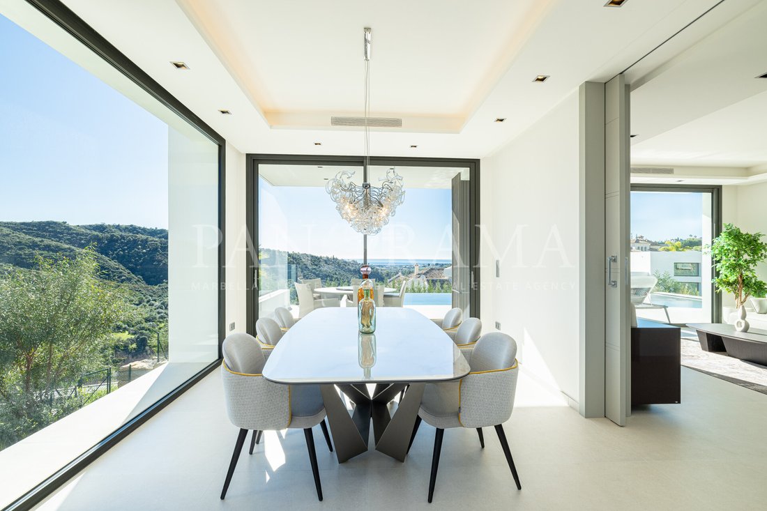 Villa in La Quinta, Benahavis, Andalusia 4 - 15216958