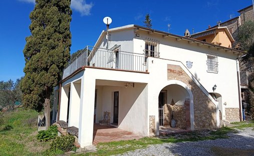 Villa in Rosignano Marittimo, Tuscany, Italy 1