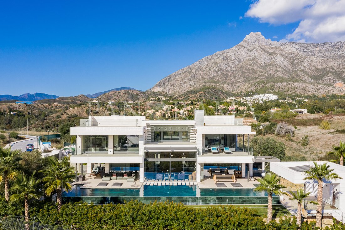 Villa in Marbella, Andalusia, Spain 1 - 13891955