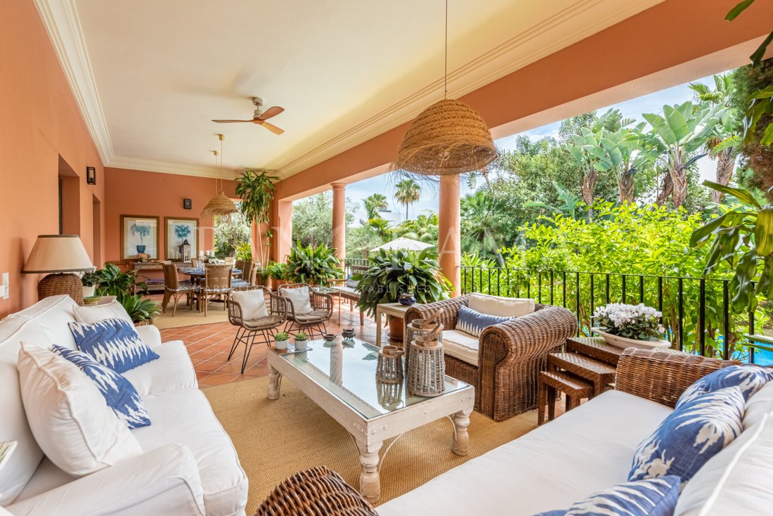 Villa in Marbella, Andalusia, Spain 4 - 10614453