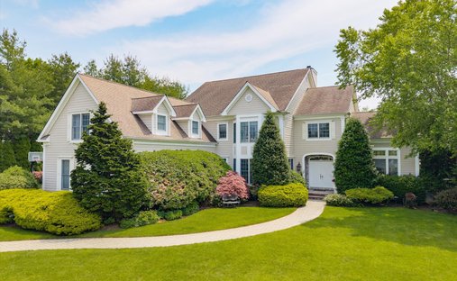 House in Melville, New York, United States 1