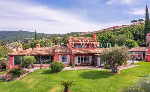 Villa in Sud, Cavalaire-sur-Mer, France 1
