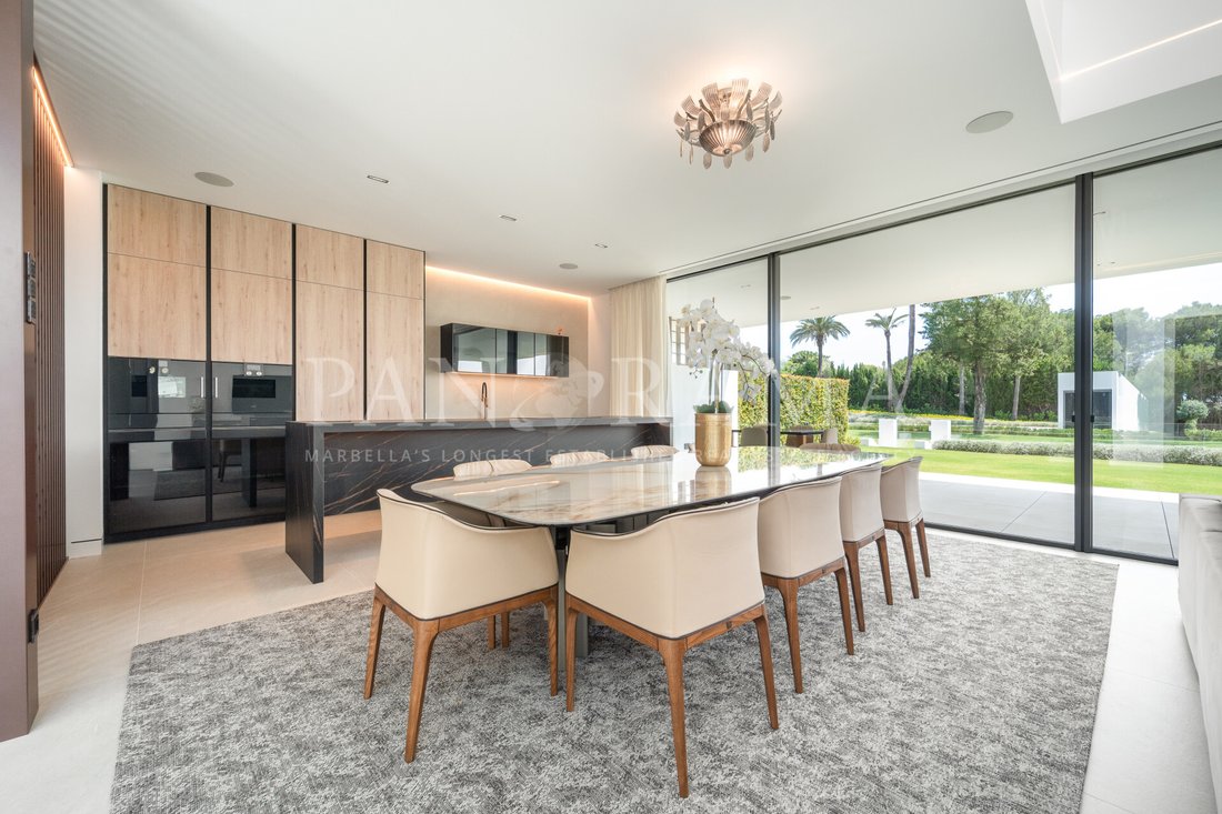 Villa in Nueva Andalucia, Marbella, Spain 4 - 14756601