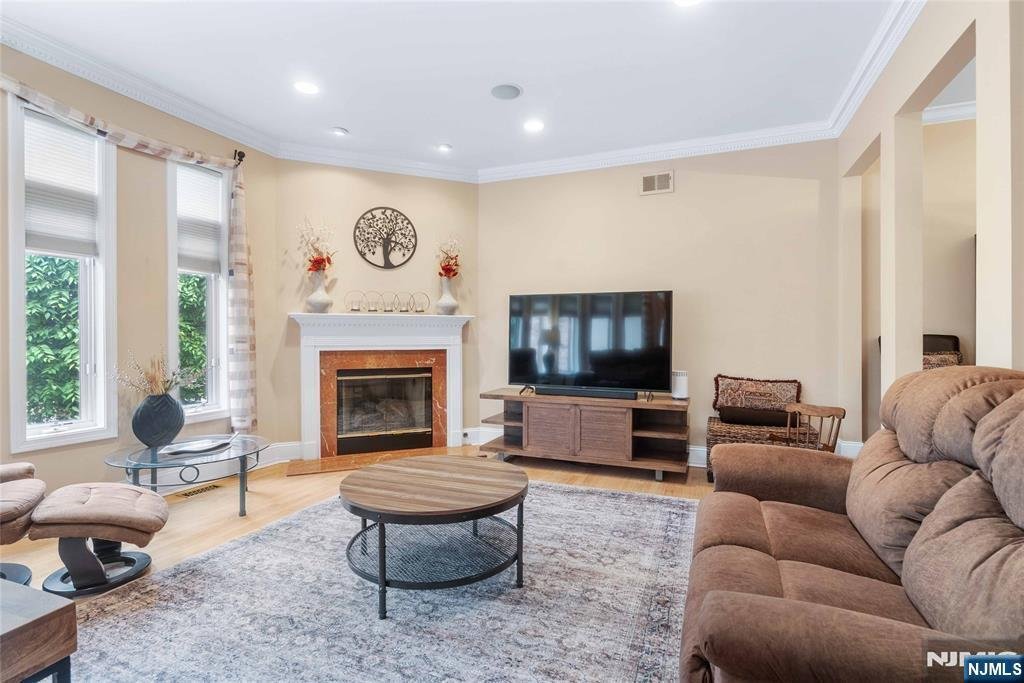Townhouse in Edgewater, New Jersey, United States 2 - 18020886
